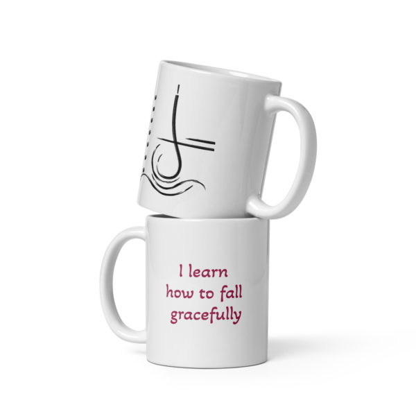 white glossy mug