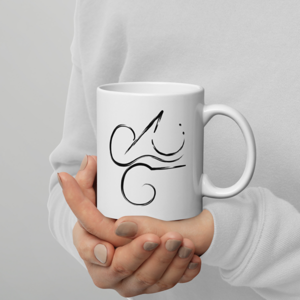 white glossy mug