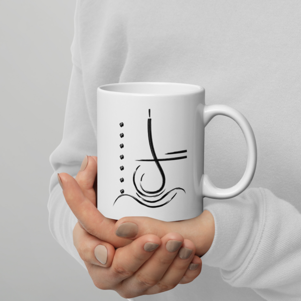 white glossy mug